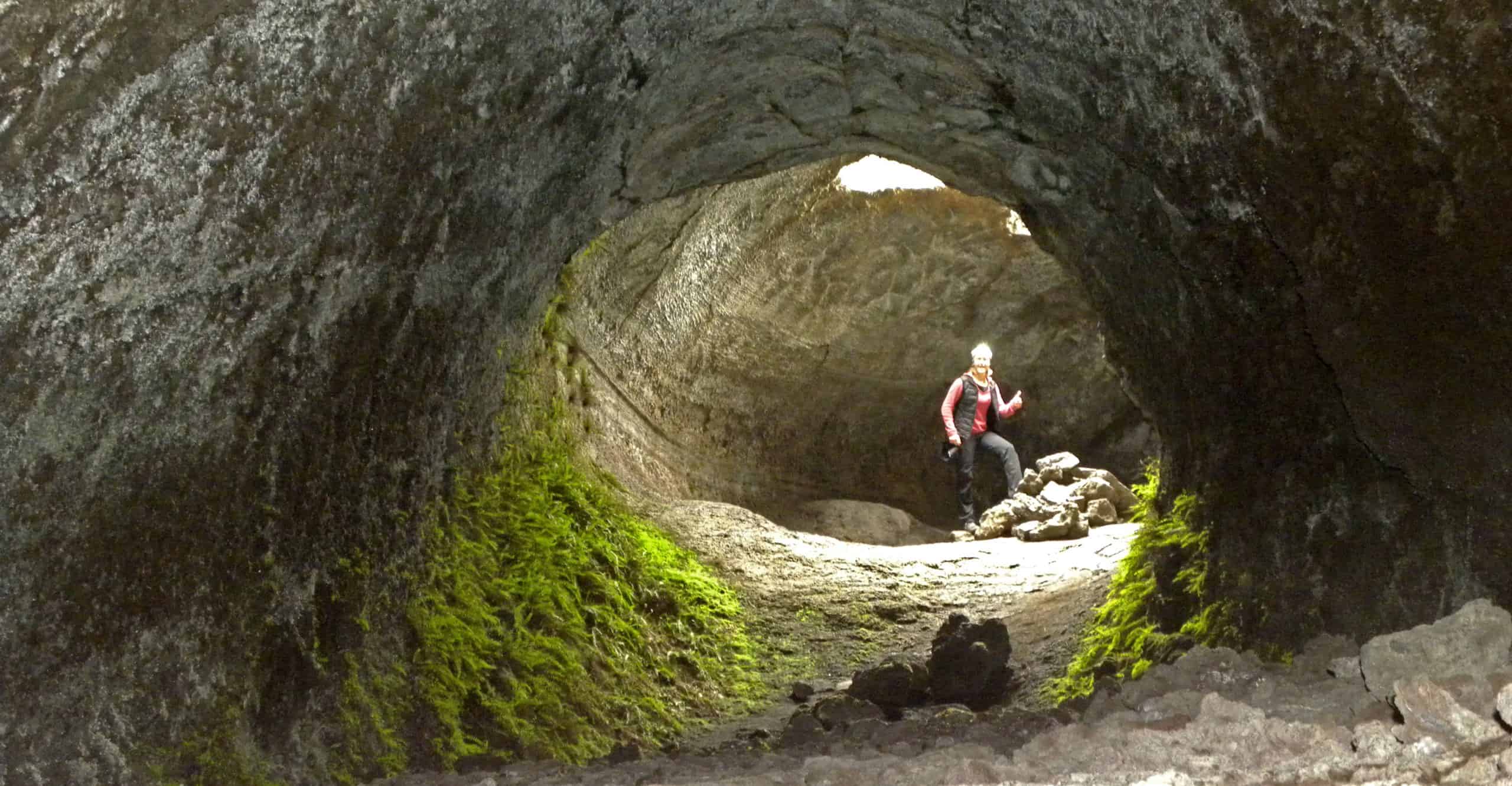 Grotta dei Lamponi - grotta lavica Etna | pianoprovenzana.it