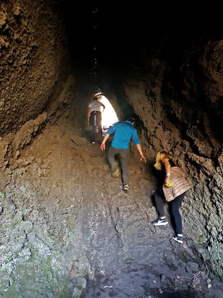 uscita grotta del corruccio etna nord