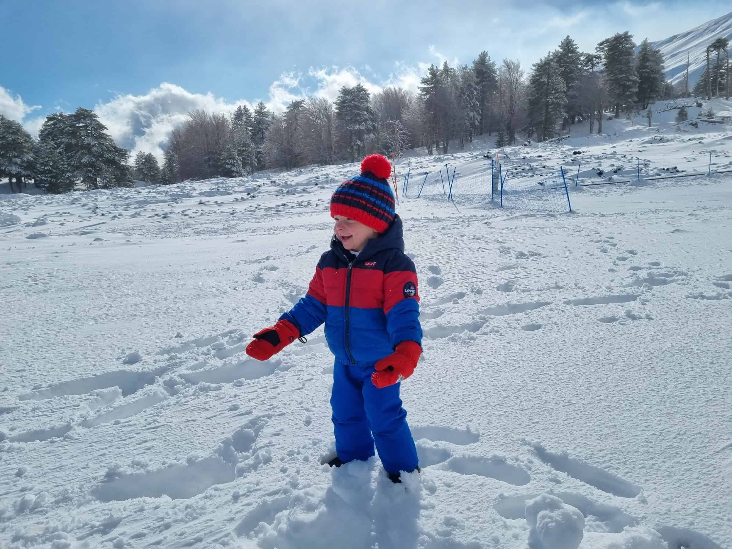 bambino johnny etna neve piano provenzana