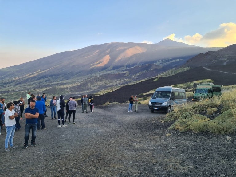 Escursione bus 4x4 Etna Piano Provenzana