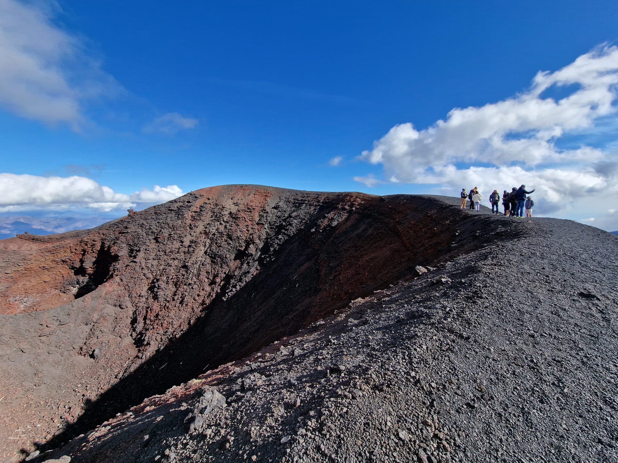 Cratere 2002 trekking
