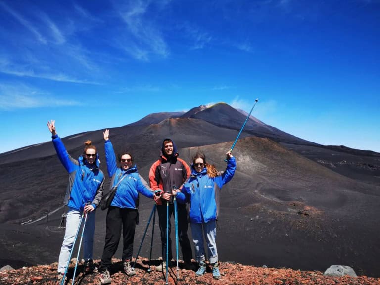Photo du volcan Etna. Trekking à 3000 m au sud de l'Etna.