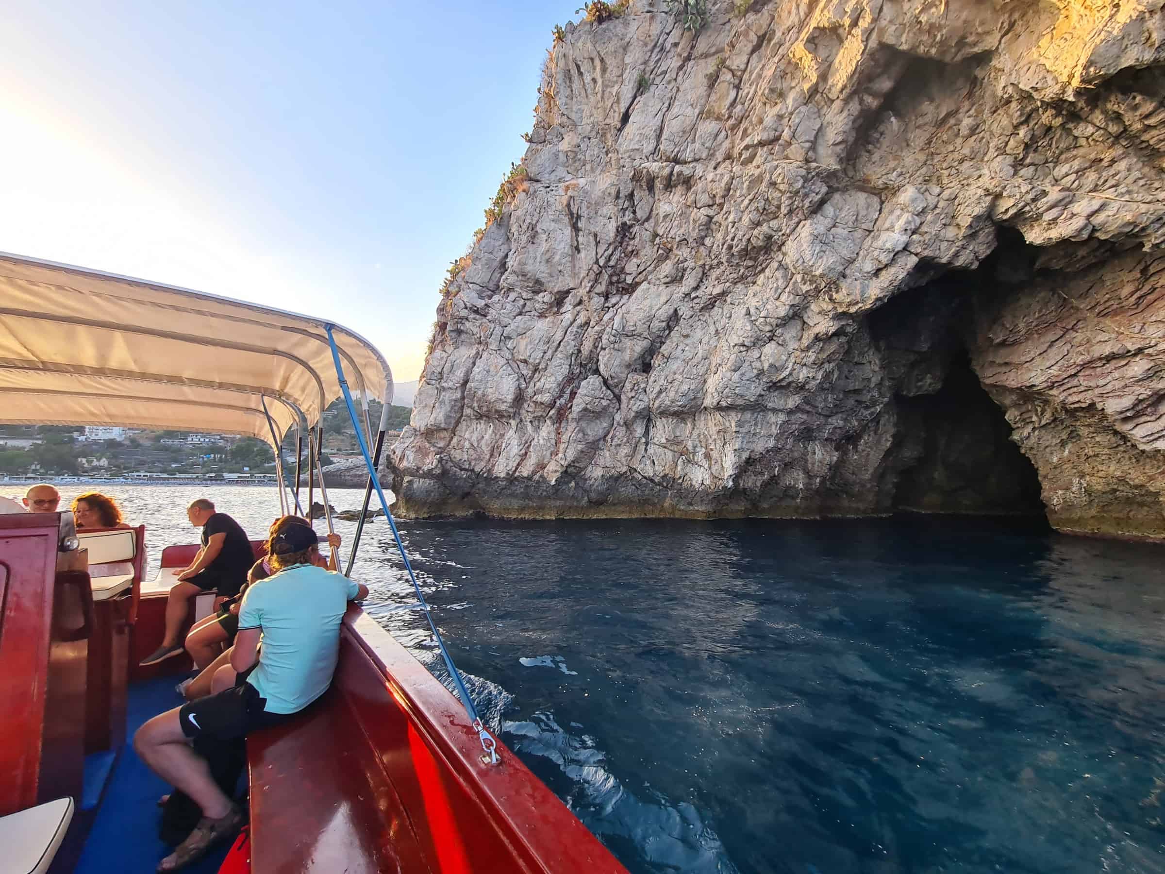 Grotta azzura giro in barca tramonto