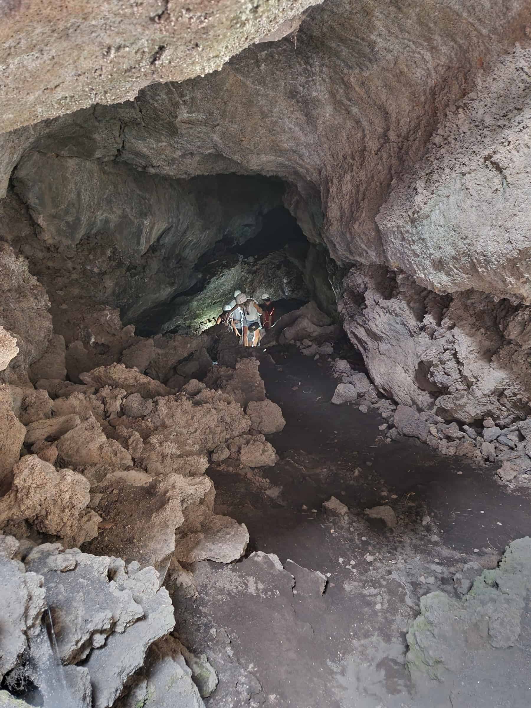 Grotta di Corruccio quad Etna tour