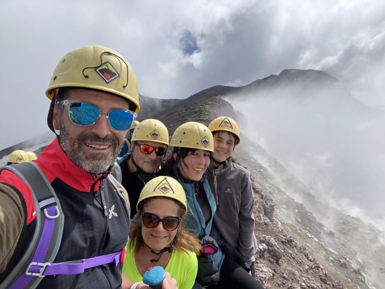 Bordo cratere sommitale Etna Nord trekking