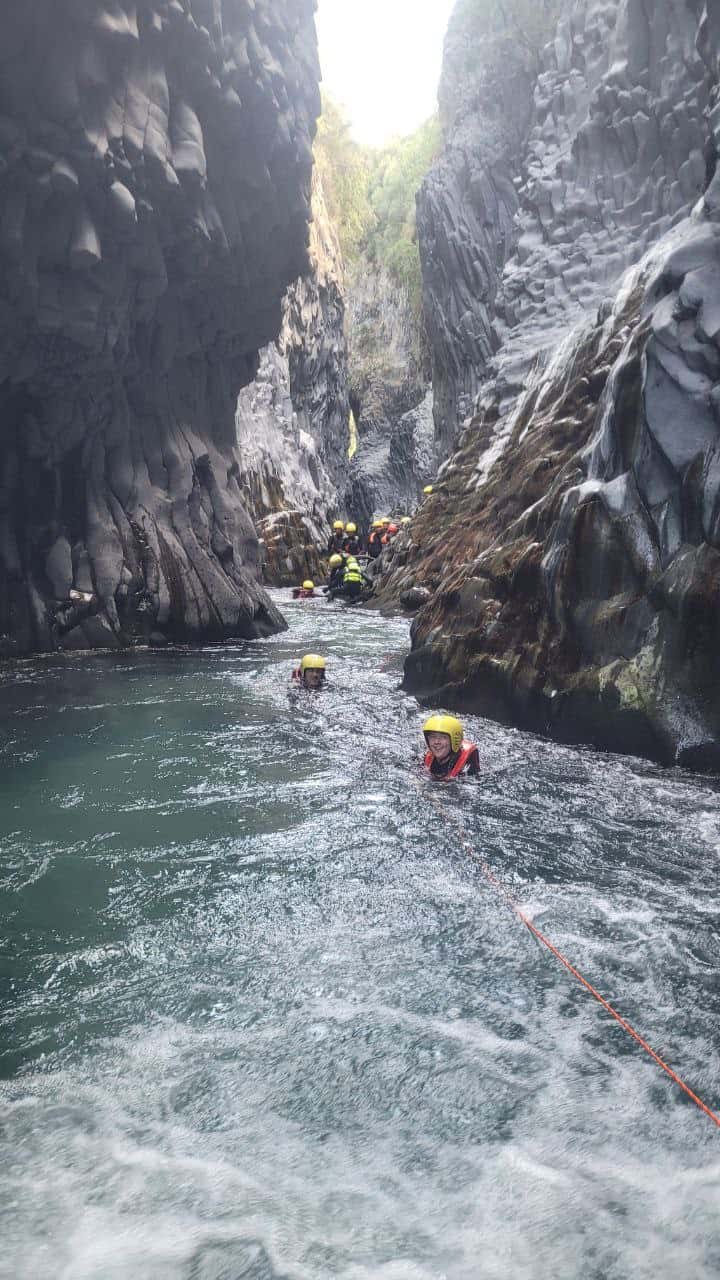 Gole dell'Alcantara body rafting corda