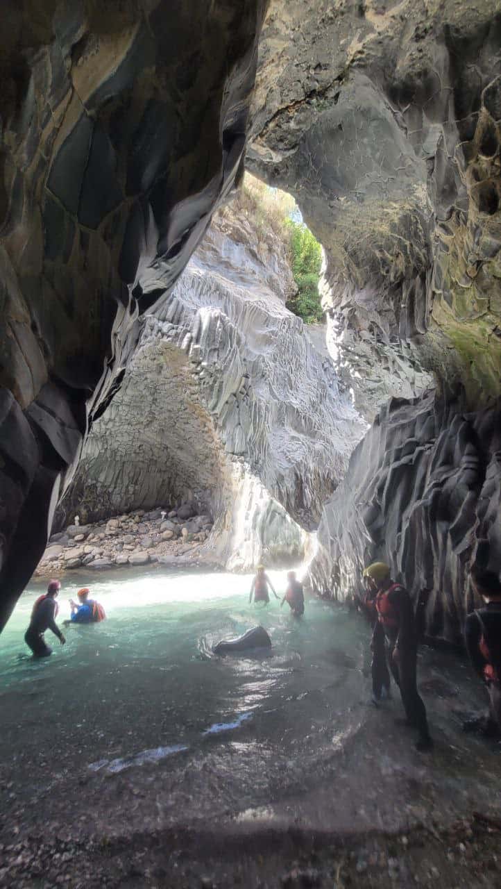 Grotta body rafting Gole dell' Alcantara