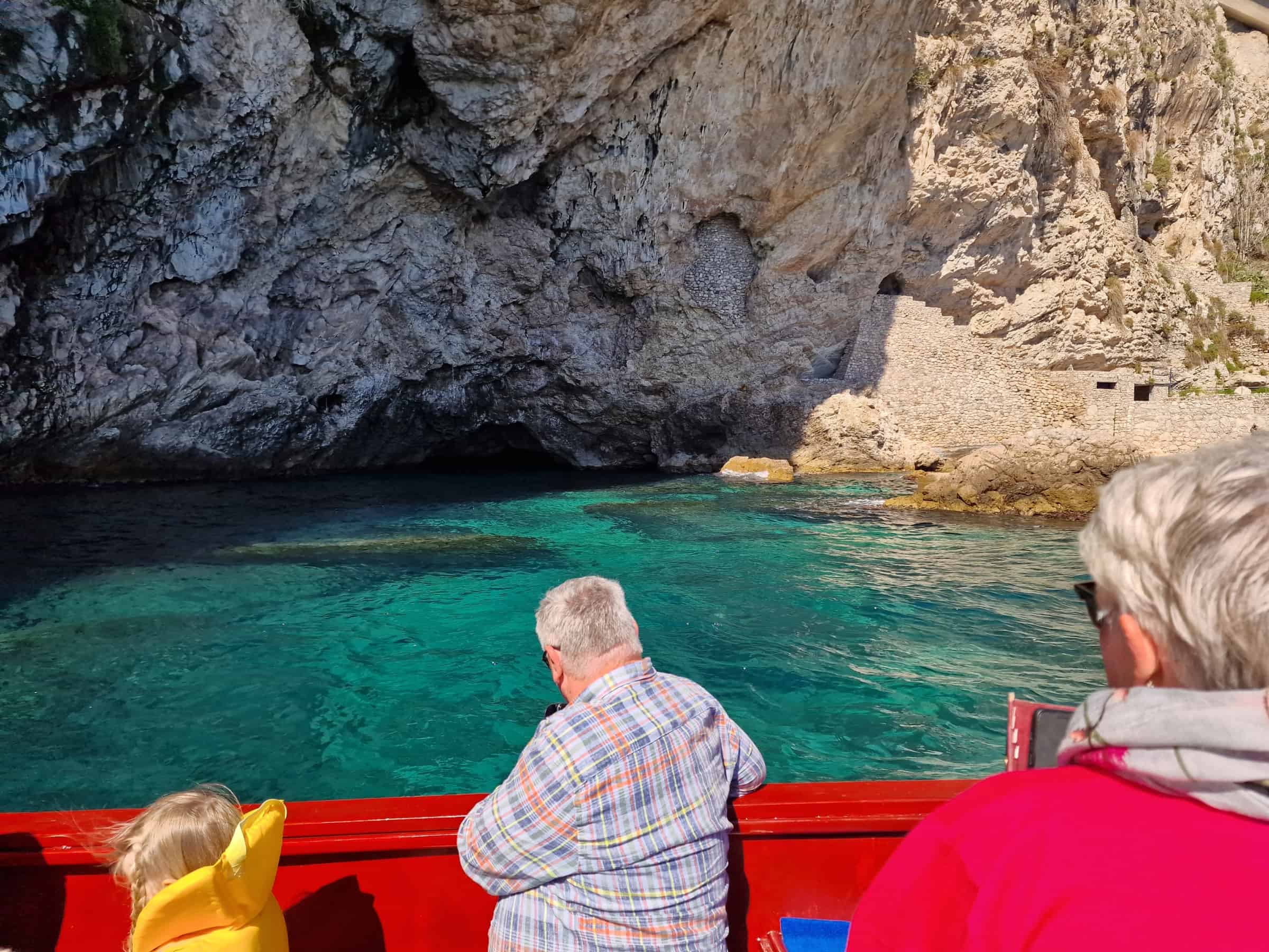 Grotta barca tour Taormina