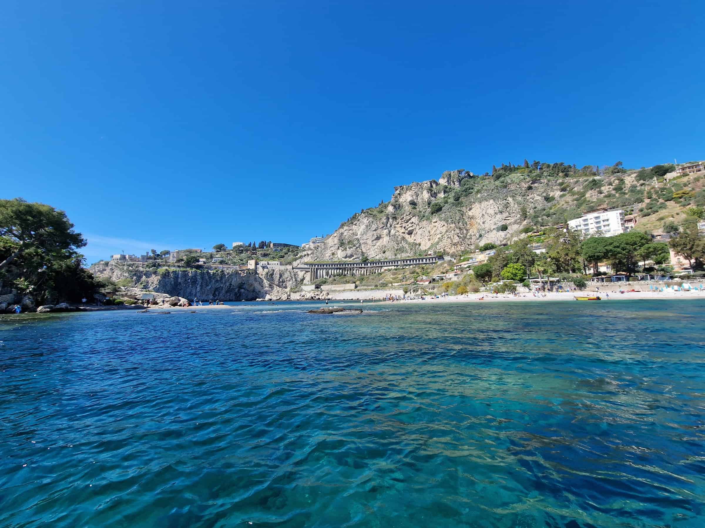 Spiaggia mare Isola Bella dal mare tour barca Antonio