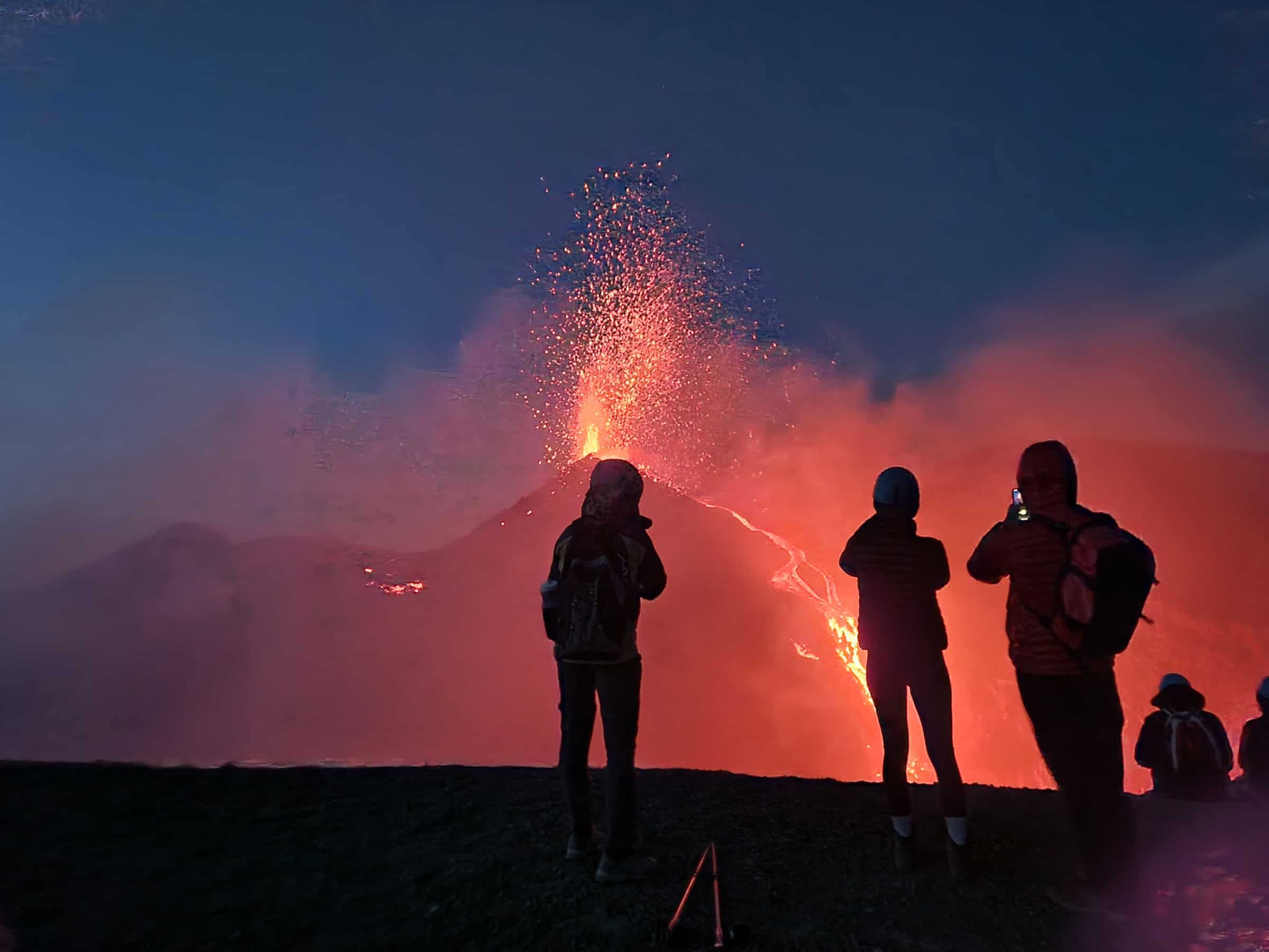 Etna Crateri Sommitali tramonto e lava - 3347m